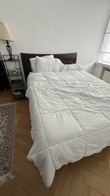queen headboard,  mattress, boxspring, dresser and drawers in Wiesbaden, GE
