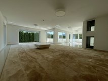 House in Gäufelden-Nebringen: An exceptional opportunity where space meets luxury in Stuttgart, GE