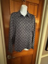 JustFab Gray/Black Geometric Chain Print Blouse-Medium in Oswego, Illinois