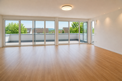 Luxury 3-Bedroom Apartment with Large Covered Balcony in Stuttgart, GE
