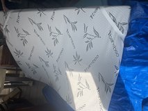 3” Dual-Layer Memory Foam Mattress Topper with cooling bamboo cover– Queen Size (Military PCS Move) in Norfolk, Virginia