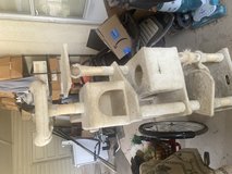 Cat stand / Tree 4.5 FEET Tall in Alamogordo, New Mexico