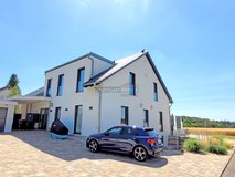Modern Apartment with Large Balcony & EV Charger – 30 Min to Panzer Kaserne in Stuttgart, GE
