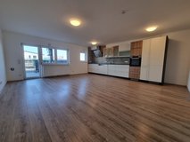 2BR Apartment | 10 Min to Ramstein AB & LRMC | Housing Approved in Ramstein, Germany