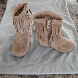 Toddler suede-like boots in Batavia, Illinois