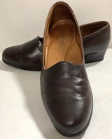 Sz 7.5M BeautiFeel Brown Leather Loafer Comfort Shoes - 1.25" Heels *EUC* in Joliet, Illinois