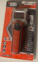 NEW - Black & Decker (BDS303) Stud, Pipe & Wire Detector in Grafenwoehr, GE
