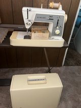 Singer touch&sew sewing machines(2) in Alamogordo, New Mexico