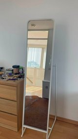 STAND MIRROR WITH HANGERS in Geilenkirchen, GE
