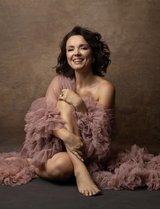 Premium Portrait and Boudoir Photoshoots \ Gift cards available in Stuttgart, GE