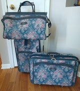 Atlantic 3-piece luggage set in Bolingbrook, Illinois