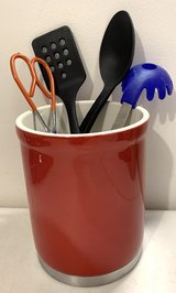 Oggi large ceramic Utensil Canister / Caddy + 4 kitchen Utensils Set *EUC* in Westmont, Illinois