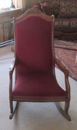 Antique Lincoln Rocker in Alamogordo, New Mexico