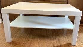 White Coffee Table w/ shelf underneath 35.5"L x 21.75"W x 18"H *EUC* in Naperville, Illinois