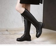 NEW Lace Up Knee High Boots Sz 8.5 in Naperville, Illinois