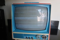 Vintage 1976 Bicentennial GE Model SF2100AM Black & White TV - Red White & Blue in Naperville, Illinois