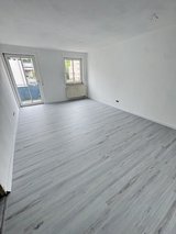 Fresh Renovated 2 Bed-Room Apartment -- close to the pedestrian zone -- With Balcony and nice vi... in Grafenwoehr, GE