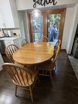Kitchen dining set in Joliet, Illinois