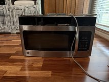 GE microwave undermount in Byron, Georgia