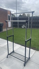 4x HANGING CLOTHES WITH STORAGE SHOES UNDER. 10each or 30 For ALL in Geilenkirchen, GE