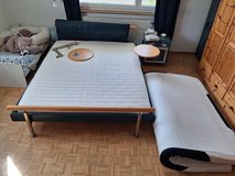 'Möller by Design' bed with original lattenrosts, an organic mattress, and a topper, for sale. in Stuttgart, GE