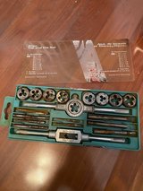 20 Piece Tap and Die Set in Okinawa, Japan