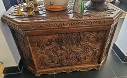 Hand carved Turkish Chest in Stuttgart, GE