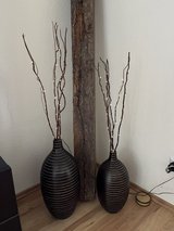 Dark brown vase decor with integrated lights in Ramstein, Germany