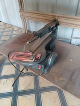Scroll saw. little dusty , been in the shop in Alamogordo, New Mexico