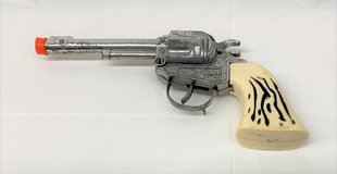 VINTAGE 1950's WESTERN STYLE PLAY TOY CAP GUN in Oswego, Illinois