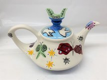 DECORATIVE CERAMIC TEAPOT - UNUSED - JUDY HENDERSON SIGNED in Naperville, Illinois