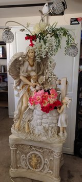 2 Piece Angel Statuette With Matching Base and Lights in Alamogordo, New Mexico