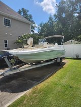 2017 Stingray 206CC Deck Boat | Suzuki 140HP 4-Stroke | Venture Trailer in Camp Lejeune, North Carolina