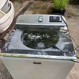 Maytag Washer XL 5.2 cu ft Top-Load in Cherry Point, North Carolina