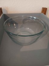 Large glass mixing bowl in Alamogordo, New Mexico