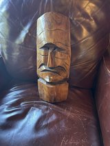 Wooden tiki sculpture in Plainfield, Illinois
