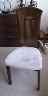 6 dining chairs in excellent condition in Spangdahlem, Germany