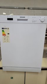 Telefunken Washing Dishes Machine in Ramstein, Germany