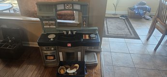 Step 2 Play Kitchen in Fort Rucker, Alabama