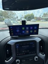 Carplay dash screen, 2 months old in Moody AFB, Georgia