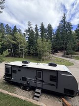 28 foot RV in Alamogordo, New Mexico