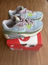 Nike Air Max 90 in Okinawa, Japan