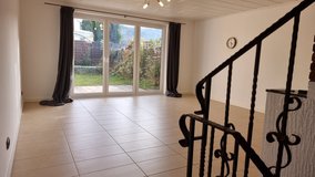 DUPLEX in Kindsbach, large 3 bedroom-house, bik, Basement,ATTIC, Carport € 1150,-- + util. in Ramstein, Germany