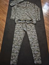 HECS Mens Base Layer - Large in Fort Leonard Wood, Missouri