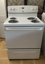 Stove for sale in Fort Polk, Louisiana