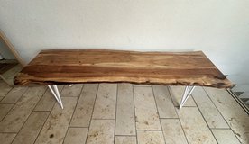 Solid wood bench in Grafenwoehr, GE