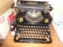VERY OLD TYPEWRITER, “URANIA in Spangdahlem, Germany