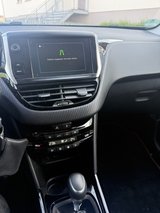 Peugeot 2008 Year 2018 Automatik in Ramstein, Germany