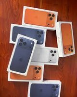Selling Apple iPhone 17 Pro Max 256GB (16 units  available) in Houston, Texas