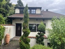 **Amazing Beautiful Single Family Home in Holzgerlingen** in Stuttgart, GE